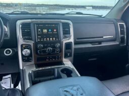 
										2017 RAM 1500 Laramie full									