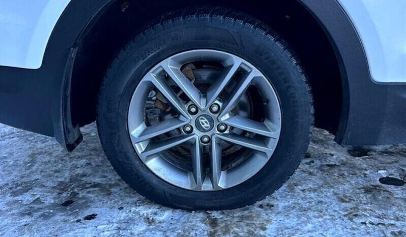 
								2017 Hyundai SANTA FE Sport 2.4L Premium full									