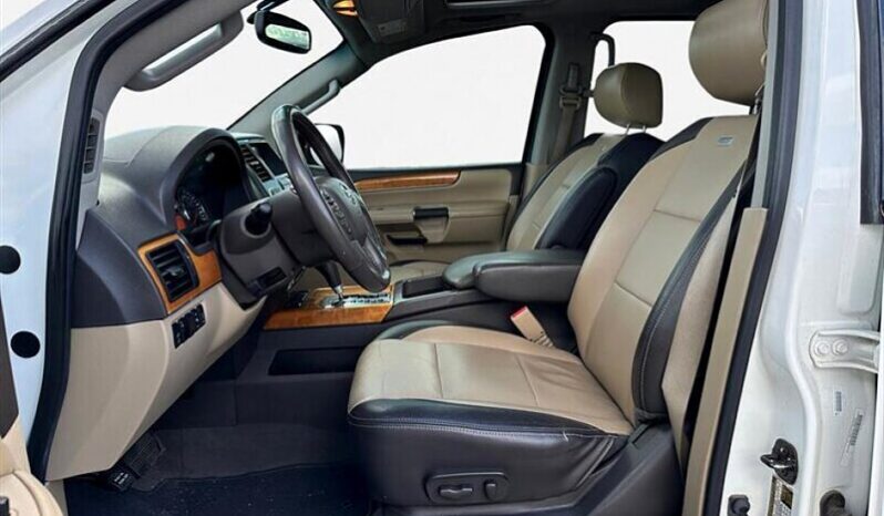 
								2013 Nissan Armada Platinum full									