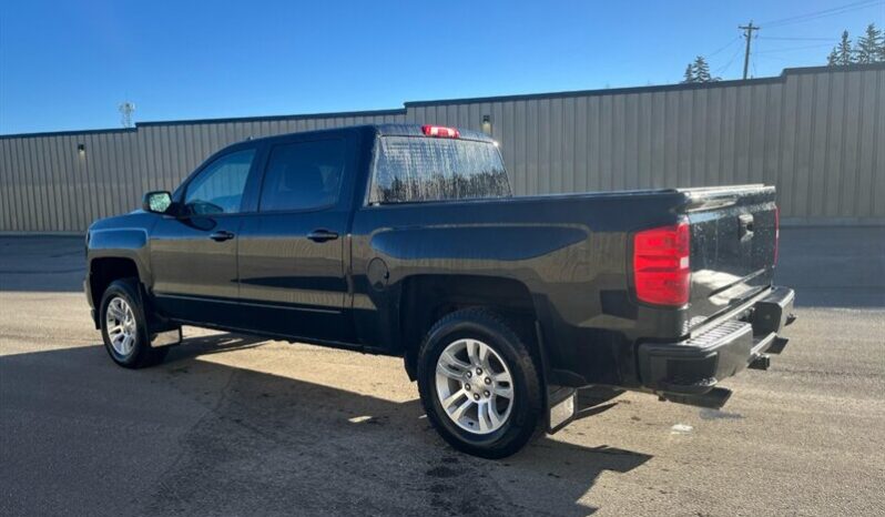 
								2016 Chevrolet Silverado 1500 LT Z71 full									