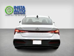 
										2024 Hyundai ELANTRA Preferred Tech full									