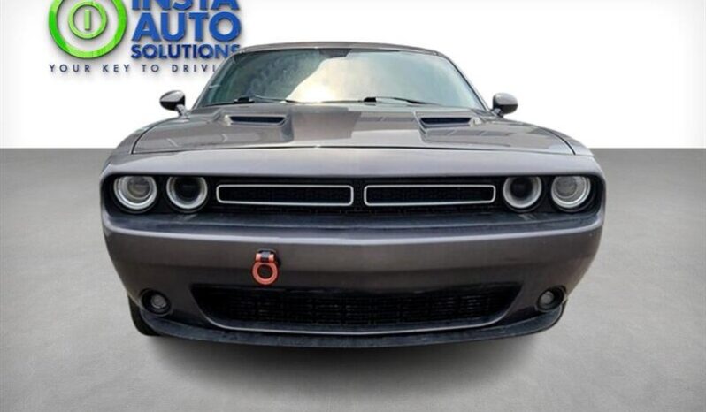 
								2018 Dodge Challenger SXT Plus full									