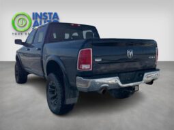 
										2017 RAM 1500 Laramie full									