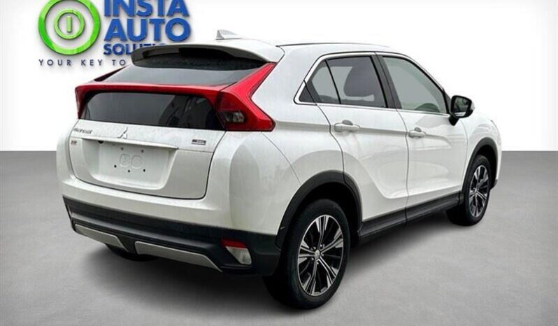 
								2020 Mitsubishi Eclipse Cross ES full									