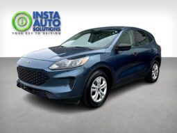 
										2020 Ford Escape S full									