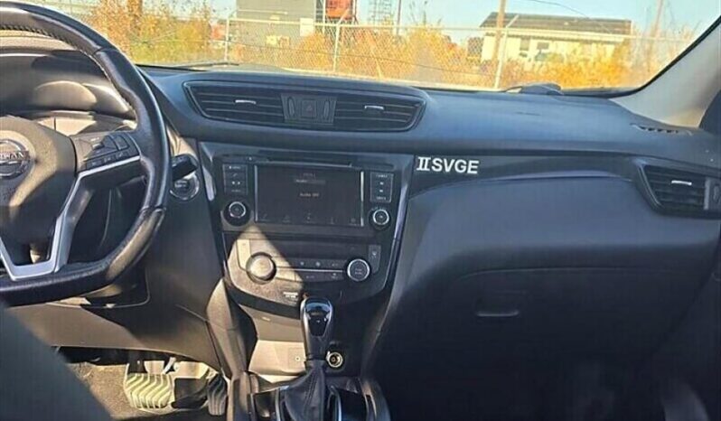 
								2019 Nissan Qashqai SV full									
