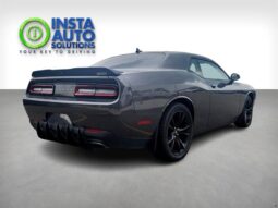 
										2018 Dodge Challenger SXT Plus full									