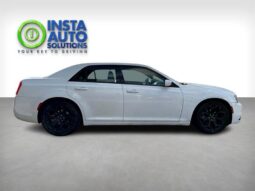 
										2018 Chrysler 300 Series S full									