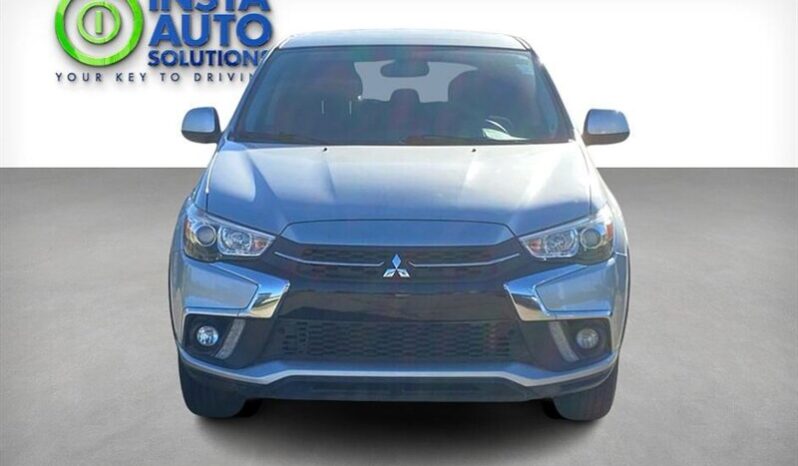 
								2019 Mitsubishi RVR SE full									