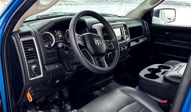 
								2022 RAM 1500 Classic Tradesman full									