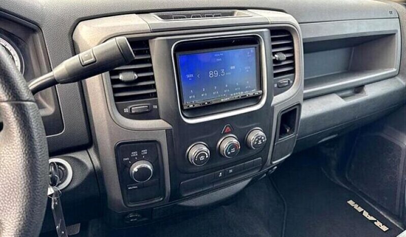 
								2015 RAM 1500 Tradesman Crew Cab 5.7L full									