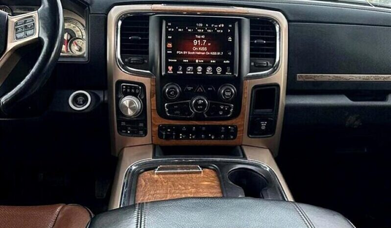 
								2016 RAM 1500 Laramie Longhorn Diesel full									