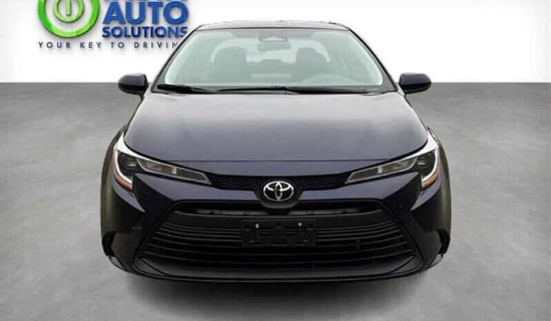 
								2024 Toyota Corolla LE full									