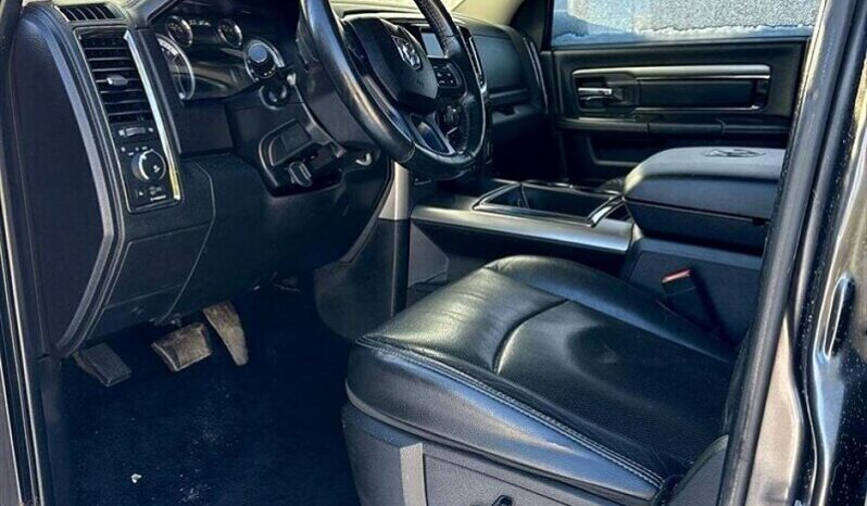 
								2014 RAM 1500 Sport 4×4 full									
