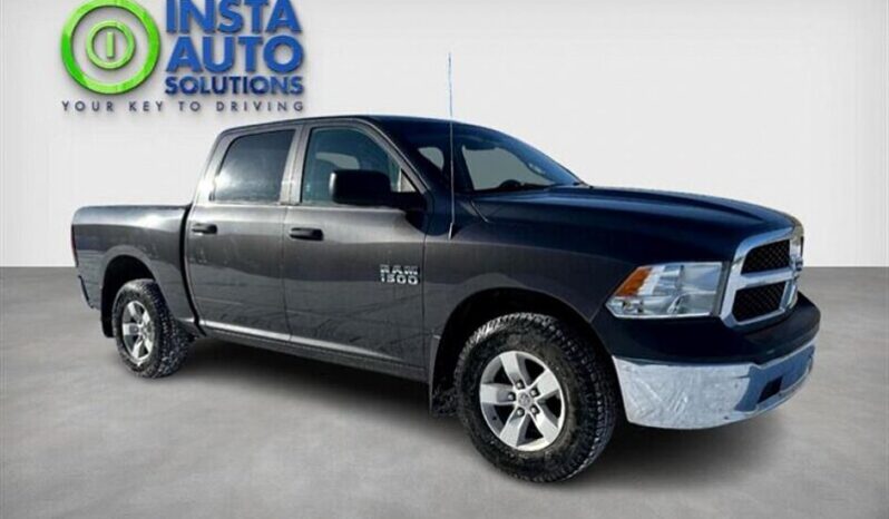 
								2017 RAM 1500 ST full									