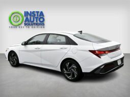 
										2024 Hyundai ELANTRA Preferred Tech full									