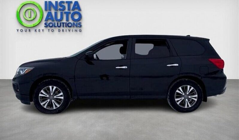 
								2020 Nissan Pathfinder S full									