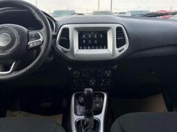 
										2019 Jeep Compass Upland full									