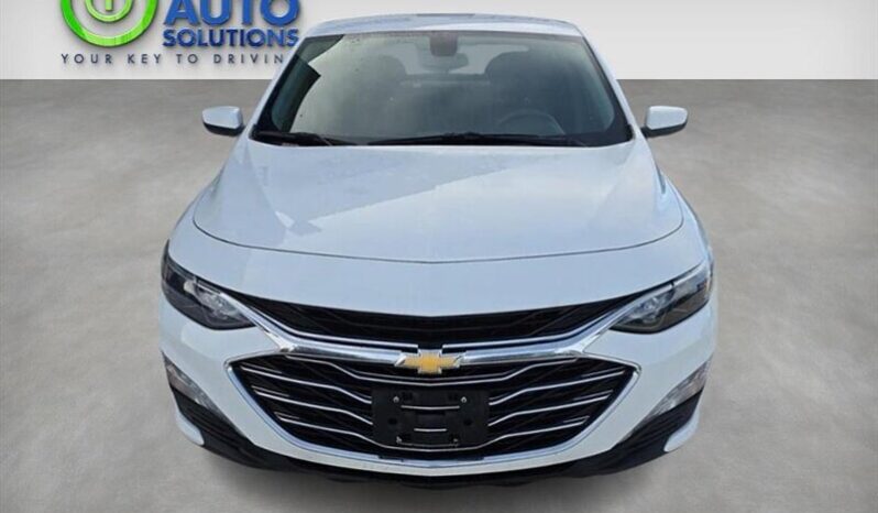 
								2022 Chevrolet Malibu LT full									