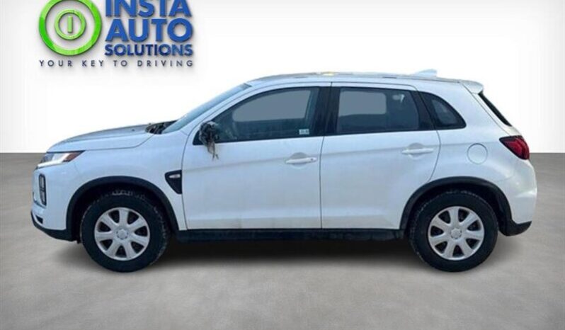 
								2021 Mitsubishi RVR ES full									