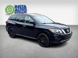 
										2018 Nissan Pathfinder SL full									