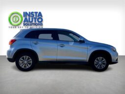 
										2019 Mitsubishi RVR SE full									