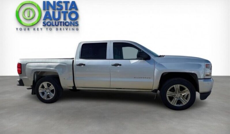 
								2018 Chevrolet Silverado 1500 Custom full									