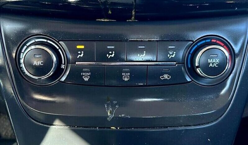 
								2019 Nissan Sentra S full									