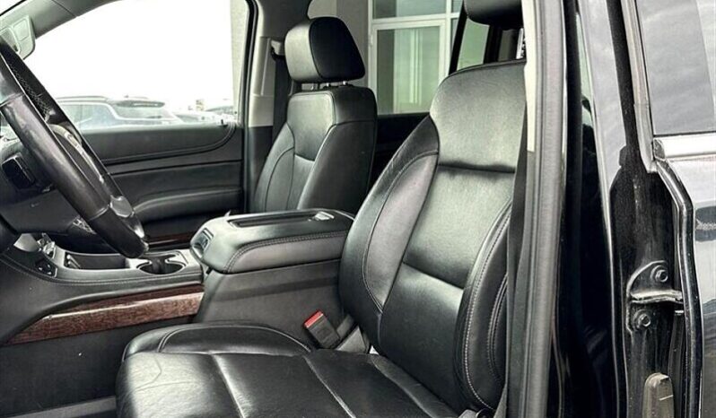 
								2020 GMC Yukon XL SLT full									