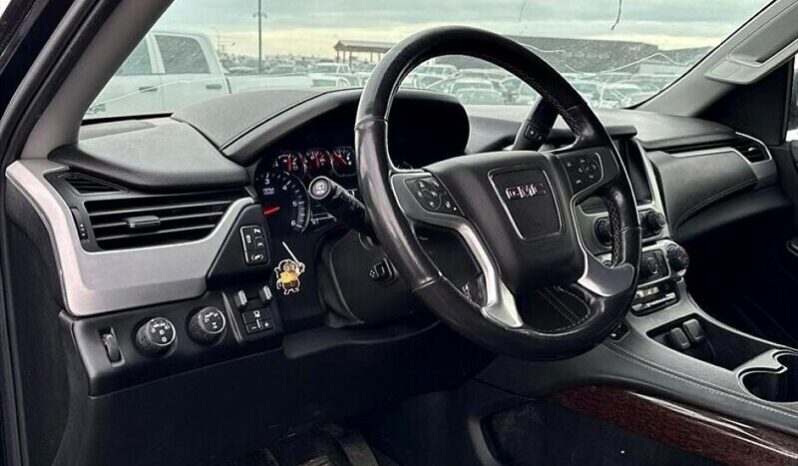 
								2020 GMC Yukon XL SLT full									