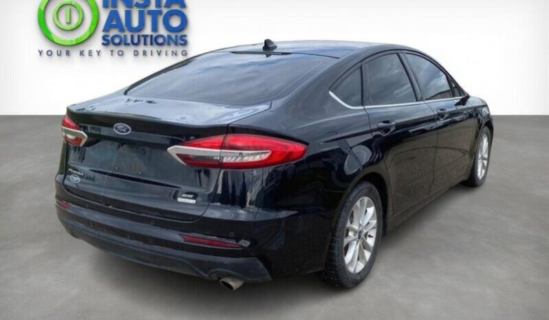 
								2019 Ford Fusion SE full									