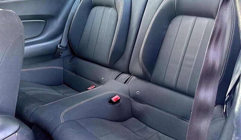 
								2019 Ford Mustang EcoBoost full									