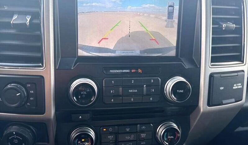 
								2017 Ford F-150 Lariat full									