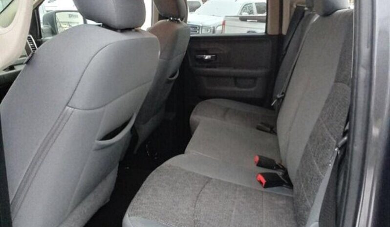 
								2017 RAM 1500 Express full									