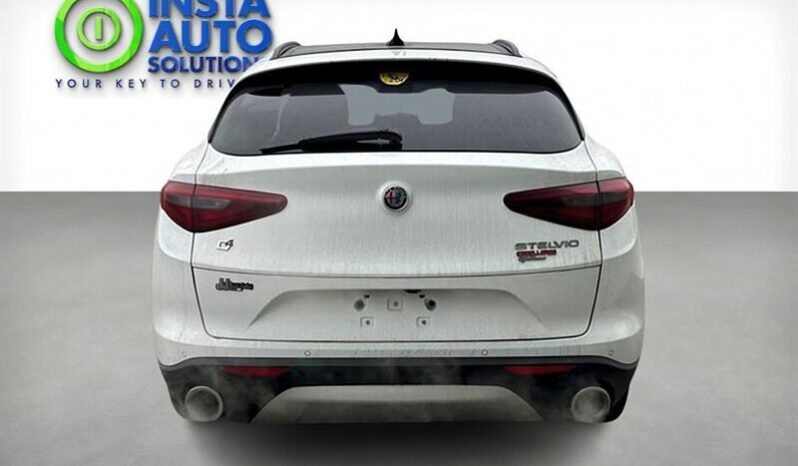 
								2018 Alfa Romeo Stelvio Sport full									