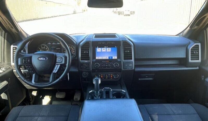 
								2017 Ford F-150 XLT FX4 Sport full									