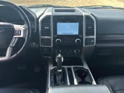 
										2017 Ford F-150 Lariat full									