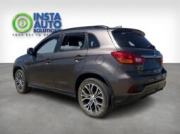 
										2019 Mitsubishi RVR SE LTD full									