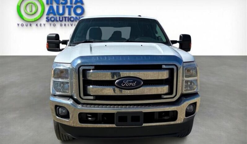 
								2016 Ford F-250 Super Duty XLT 6.7L Powerstroke full									