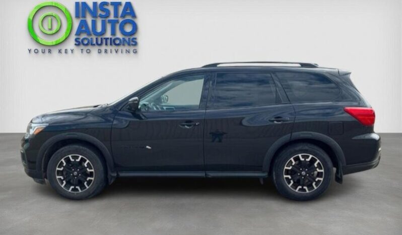 
								2020 Nissan Pathfinder SL Rock Creek full									