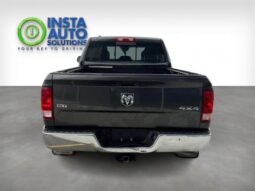 
										2017 RAM 1500 SLT full									