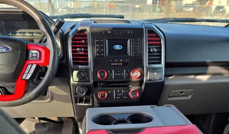 
								2018 Ford F-150 XLT full									