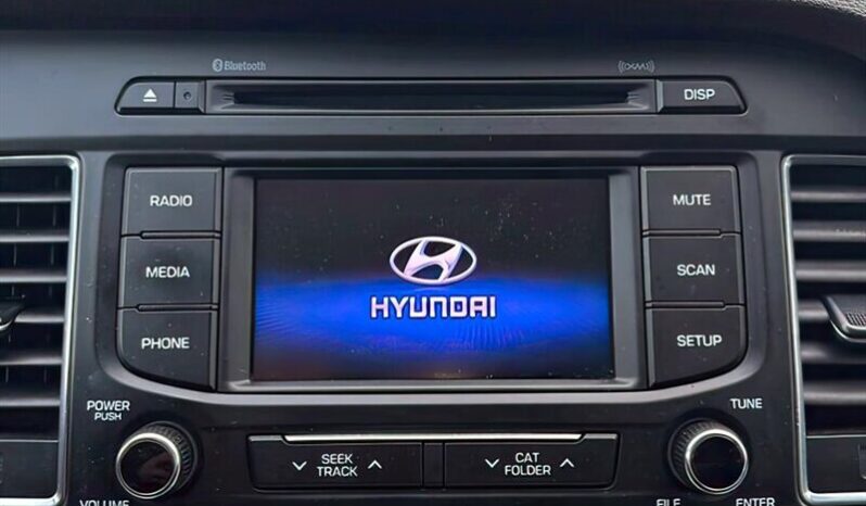 
								2016 Hyundai Sonata GL full									