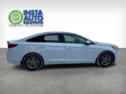 
										2016 Hyundai Sonata GL full									