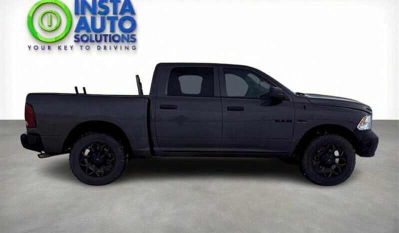 
								2017 RAM 1500 ST full									