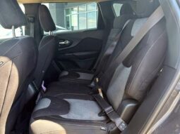
										2016 Jeep Cherokee Sport Altitude full									