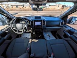 
										2020 Ford F-150 XLT full									