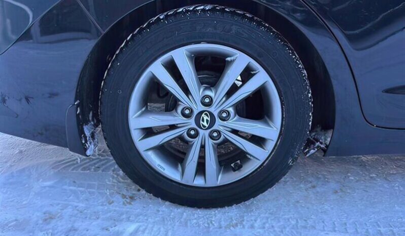 
								2017 Hyundai Elantra GL full									