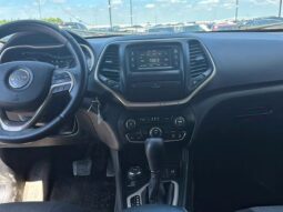 
										2016 Jeep Cherokee Sport Altitude full									