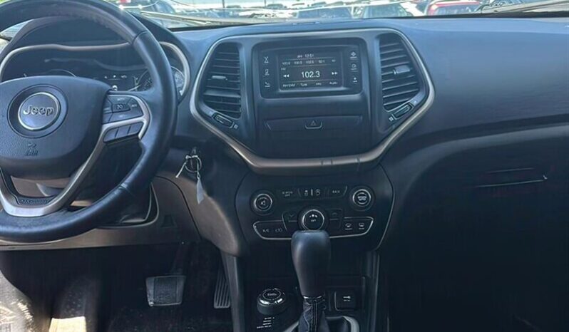 
								2016 Jeep Cherokee Sport Altitude full									